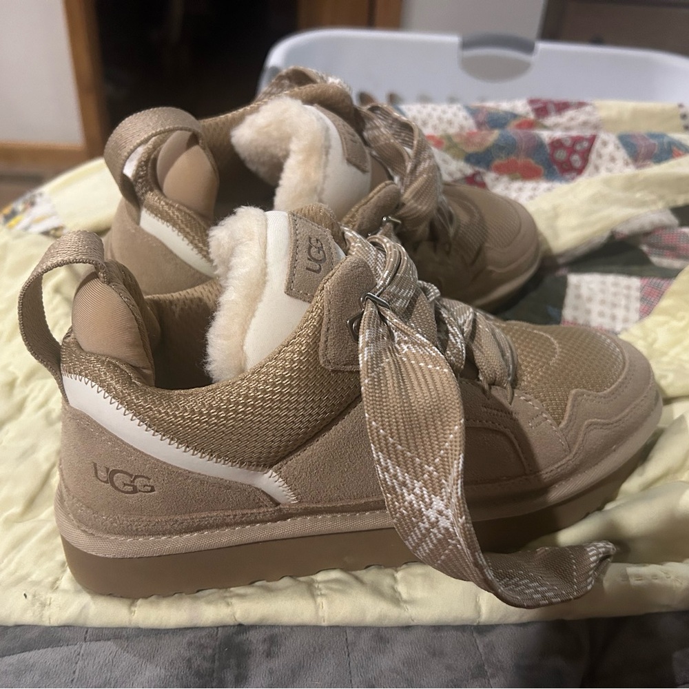 UGG Beige Sneakers with Plaid Laces